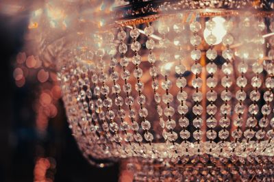 Expert Chandelier Setup